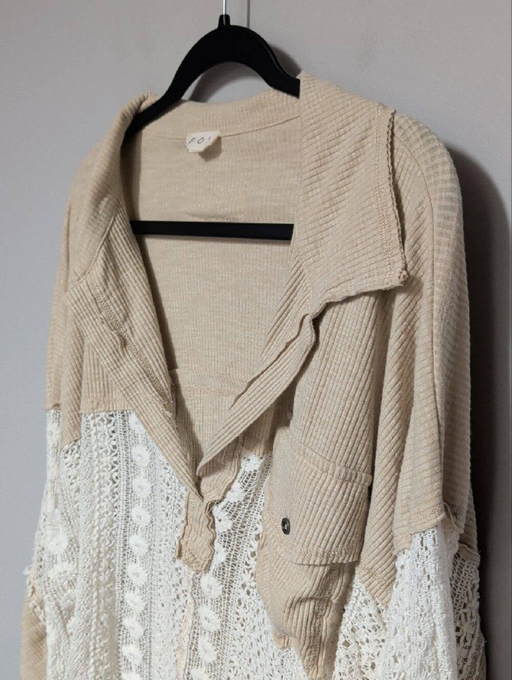 POL Beige and Cream Crochet V-Neck Sweater - Picture 3 of 8
